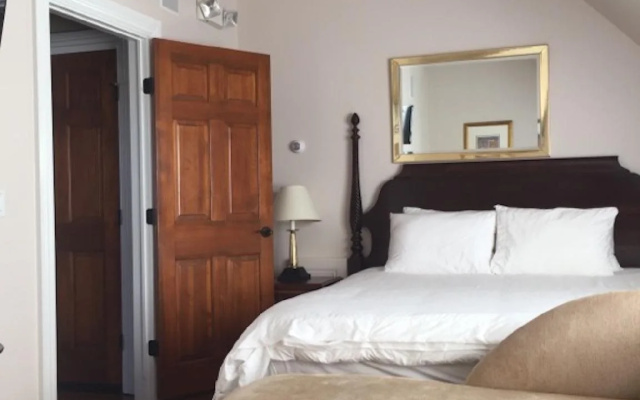 photo 2 of Chelsea Sun Inn