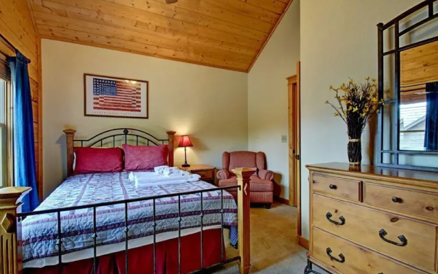 photo 2 of Cherish the Cabin - 4 Br Cabin