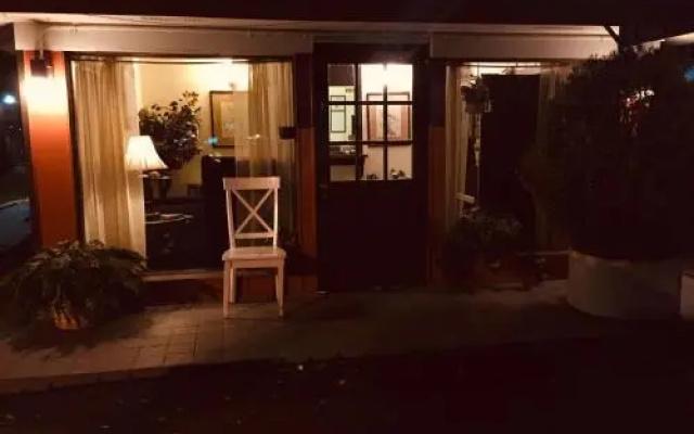 photo 2 of Cheshire Motor Inn