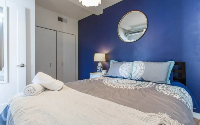 photo 2 of Chestnut Charm - Modern 1 BDR in Downtown