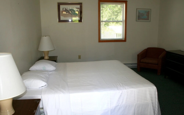 photo 3 of Chestnut Grove Resort