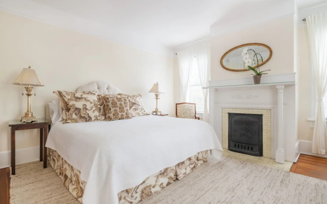 photo 2 of Chestnut Street Inn B&B