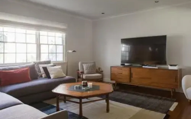 photo 4 of Cheviot Drive By Onefinestay