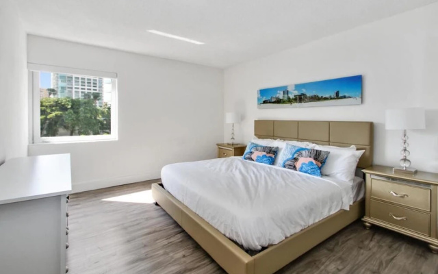photo 4 of Chic 1BR in Coconut Grove by Sonder
