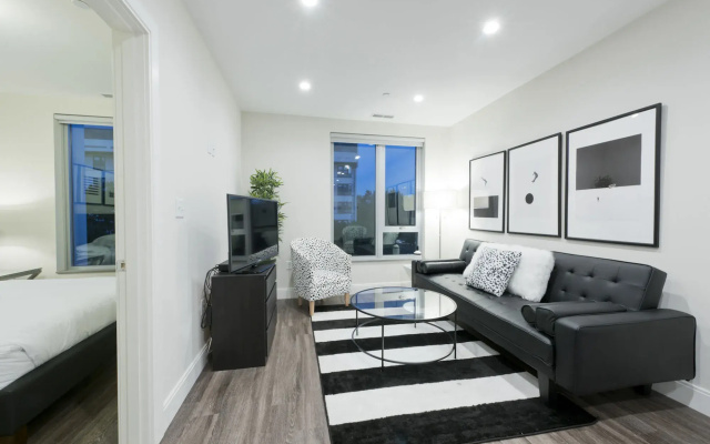 photo 3 of Chic 3BR in Lower Roxbury by Sonder
