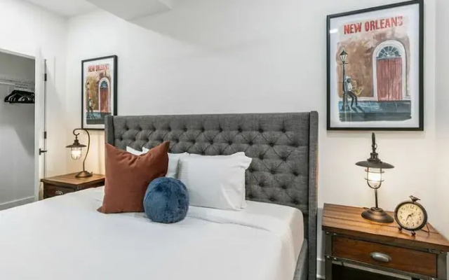 photo 2 of Chic 4BR Condo in California Building