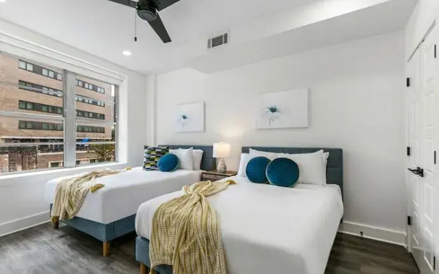 photo 4 of Chic 4BR Condo in California Building