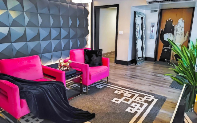 photo 2 of Chic Collection by NOHOTEL on PTree RD