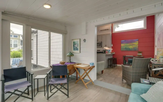 photo 4 of Flat Rock Tiny Home: Bbq-ready Patio & Pool Access