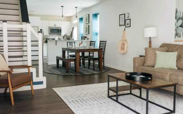 photo 5 of Chic Lancaster Vacation Rental, Walkable Location!