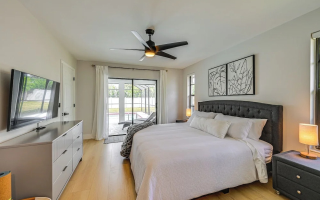 photo 3 of Chic Naples Home w/ Pool & Hot Tub, 4 Mi to Beach!