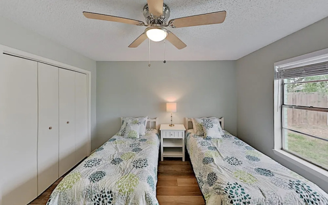 photo 4 of Chic Old Rockport Getaway - Walk To Beach! 2 Bedroom Duplex