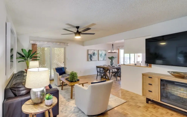 photo 5 of 5 Mi to Ocotillo Golf Course: Chic Sun Lakes Home!