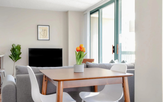 photo 4 of Chicago | Adorable Studio River North Apartment