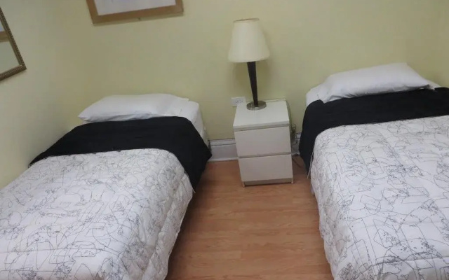 photo 5 of Chicago Parthenon Hostel