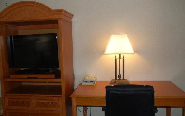 photo 4 of Chief Motel