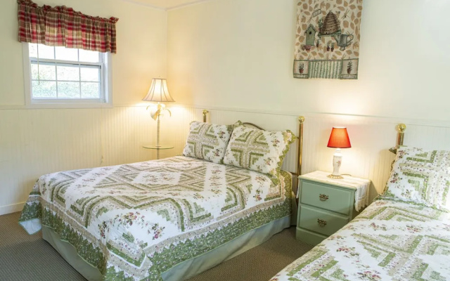 photo 3 of The Chimney Rock Inn & Cottages