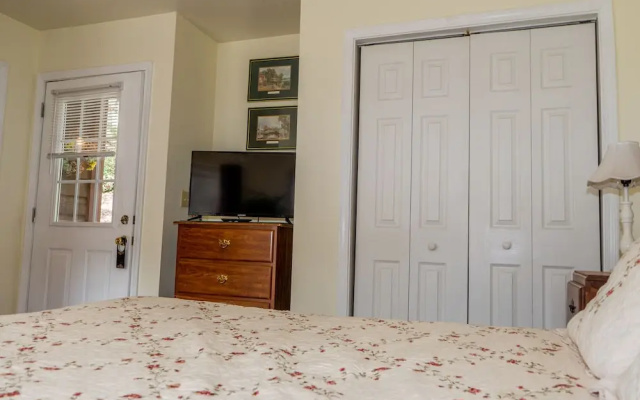 photo 5 of The Chimney Rock Inn & Cottages