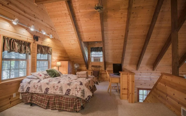 photo 2 of Chipmunk Lodge