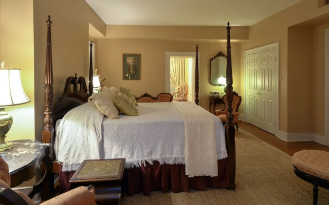 photo 5 of Choctaw Hall Bed and Breakfast