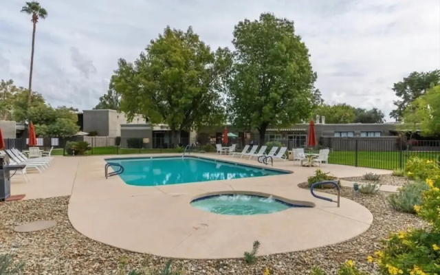 photo 4 of Cholla - 2 Bedroom Home - Scottsdale