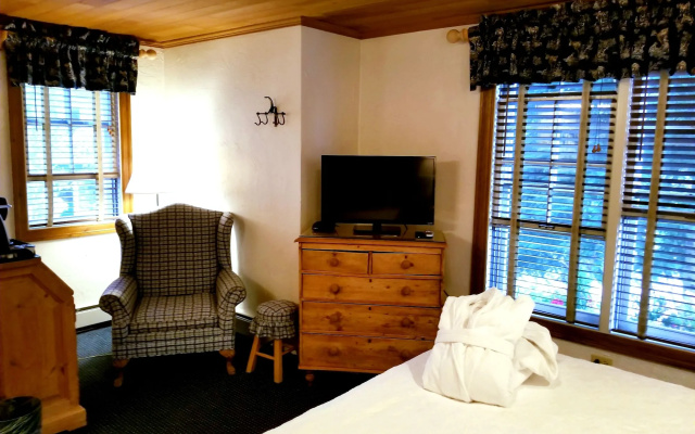 photo 2 of Christiania Lodge