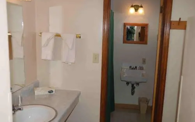 photo 5 of Christman's Windham House