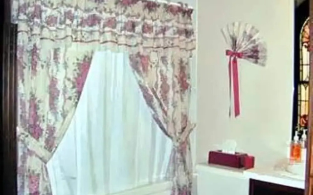 photo 3 of Christopher's Bed & Breakfast