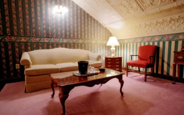 photo 5 of Christopher's Bed & Breakfast