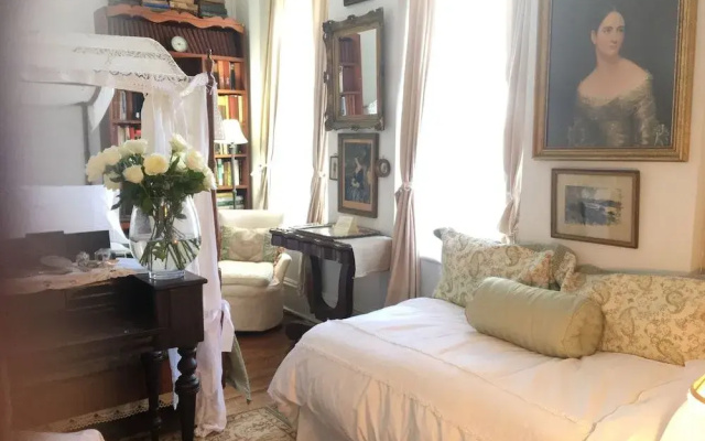 photo 3 of Church Des Artistes Guest House