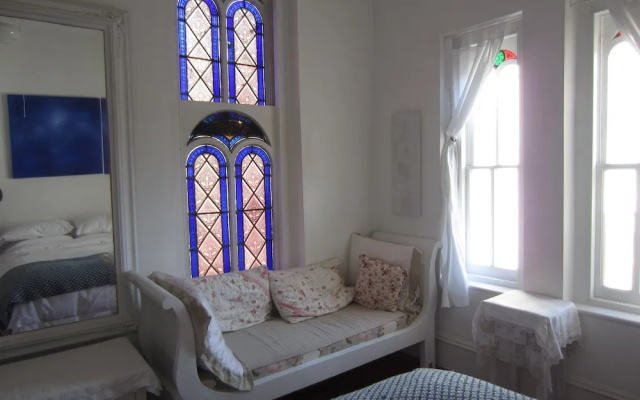 photo 4 of Church Des Artistes Guest House