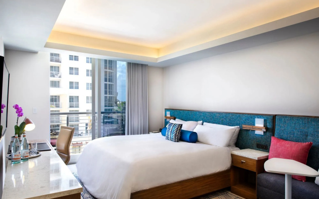photo 2 of CIRC Hotel