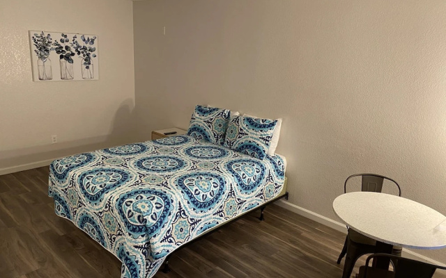 photo 4 of Circle Inn Motel