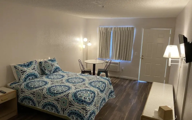 photo 5 of Circle Inn Motel