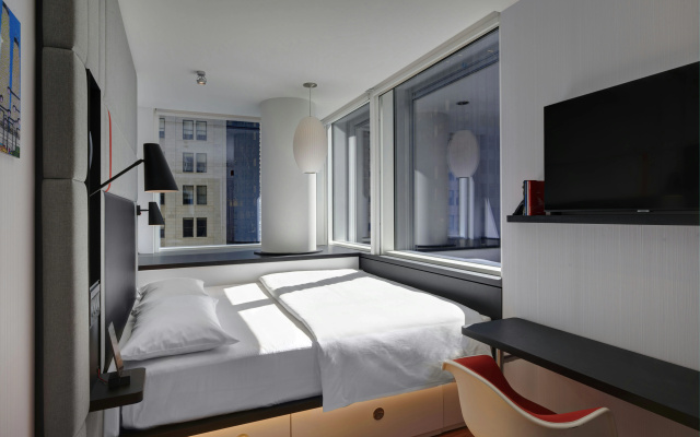 photo 4 of citizenM Chicago Downtown