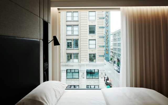 photo 4 of citizenM Los Angeles Downtown