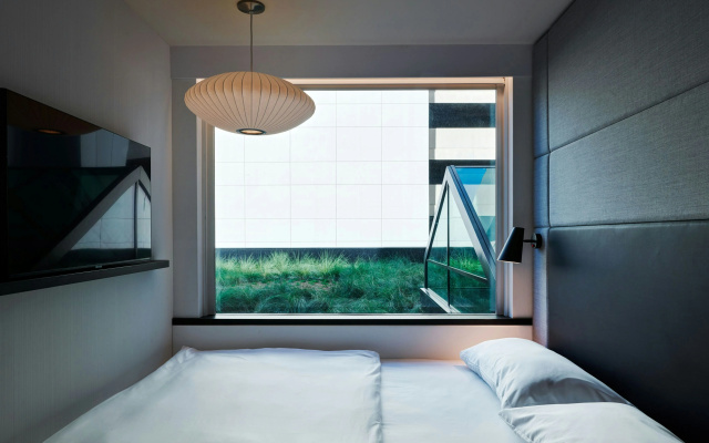 photo 5 of citizenM Los Angeles Downtown