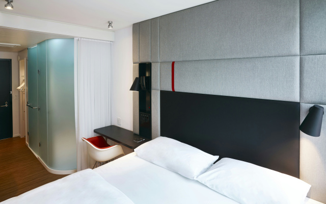 photo 4 of citizenM Miami Brickell