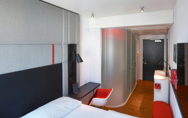 photo 3 of citizenM San Francisco Union Square