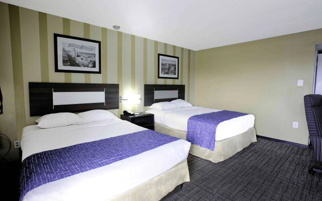 photo 3 of Travelodge by Wyndham Phoenix Downtown