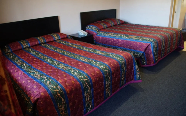 photo 4 of City Center Motel