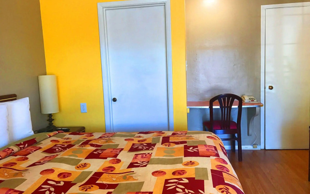 photo 2 of The City Center Motel