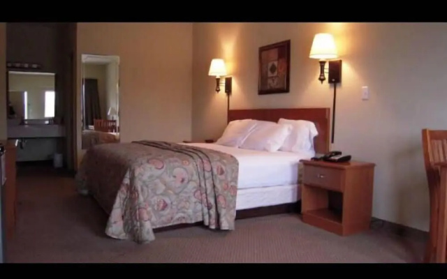 photo 2 of City Heart Inn & Suites