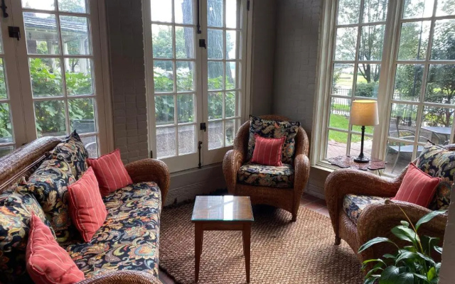 photo 5 of City House Bed and Breakfast