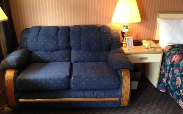 photo 5 of City Lodge