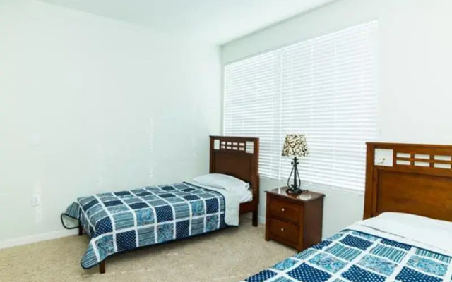 photo 4 of City of Angels Apartment