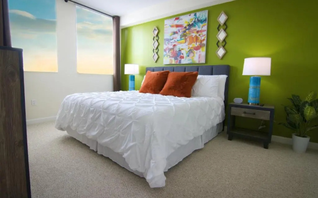 photo 5 of City Place, 2bd2br, Walkability 95