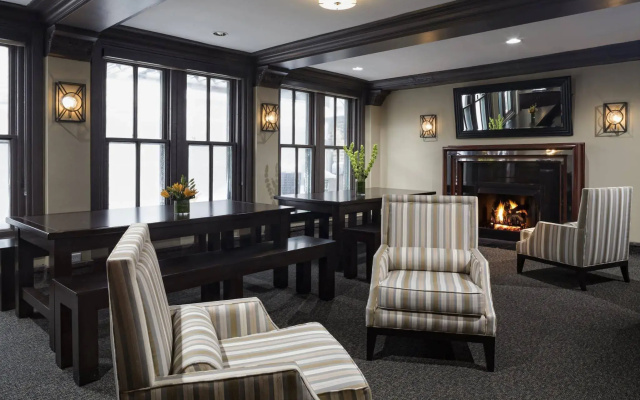 photo 5 of City Suites Hotel