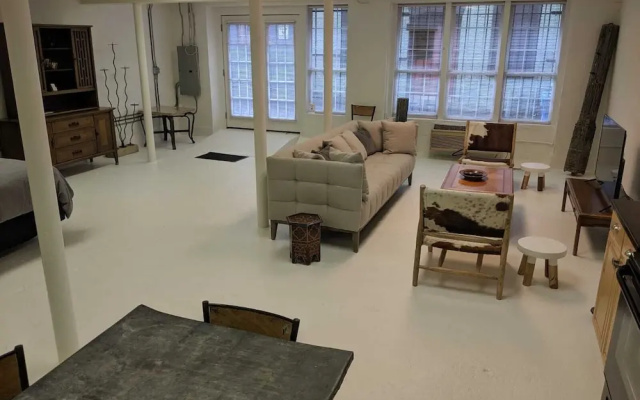 photo 5 of City Vibe Loft