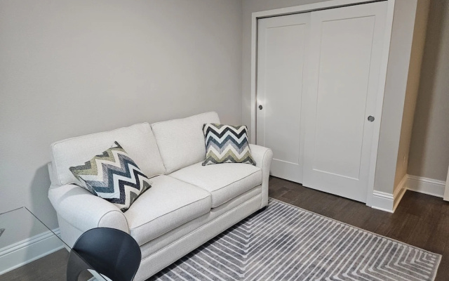 photo 3 of Cityscape Retreat 2 Bedroom Townhouse by RedAwning